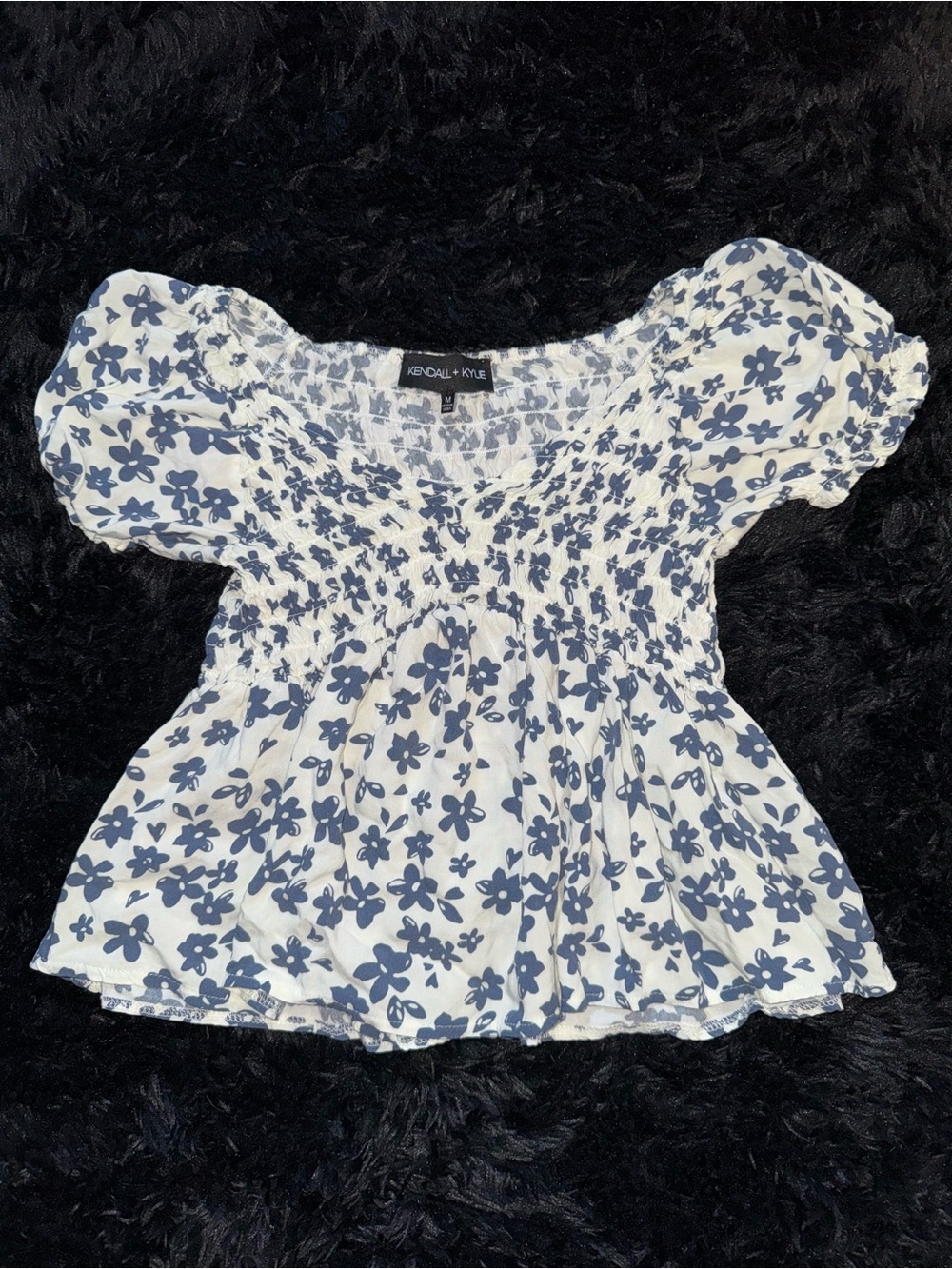 Kendall & Kylie White Smocked Puff Sleeve Peplum Blouse with Navy Floral Print